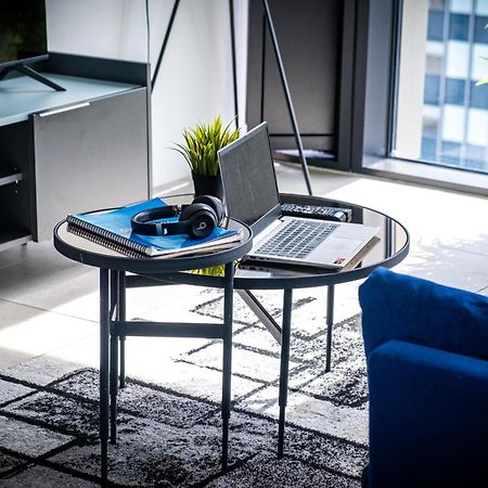 Mercian Luxury Serviced Apartments- Birmingham City Centre - Your Perfect Stay - Gym Rooftop Terrace Cinema Room ภายนอก รูปภาพ