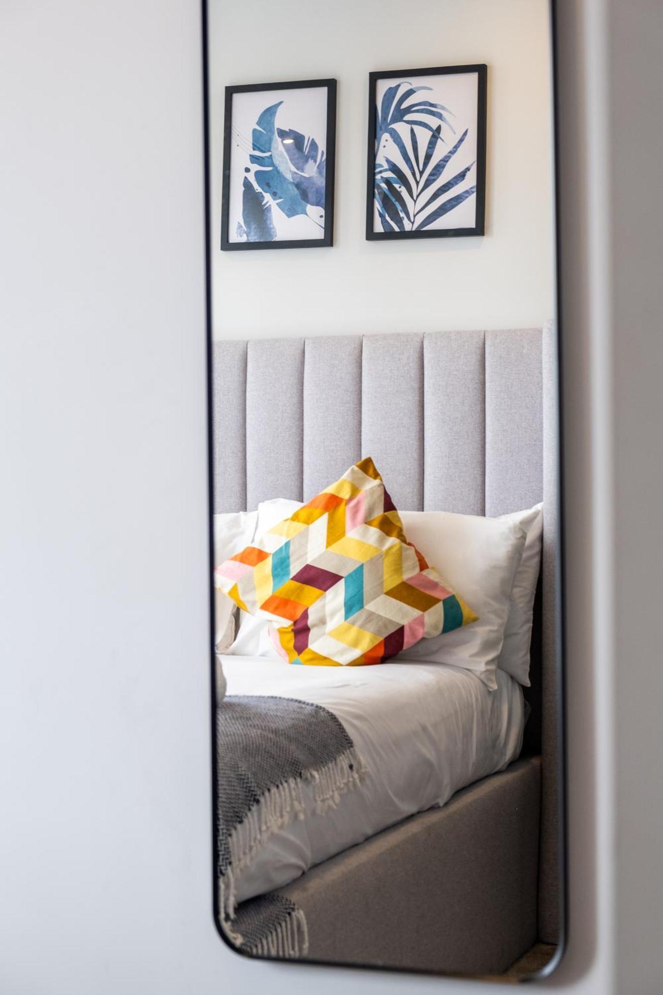 Mercian Luxury Serviced Apartments- Birmingham City Centre - Your Perfect Stay - Gym Rooftop Terrace Cinema Room ภายนอก รูปภาพ