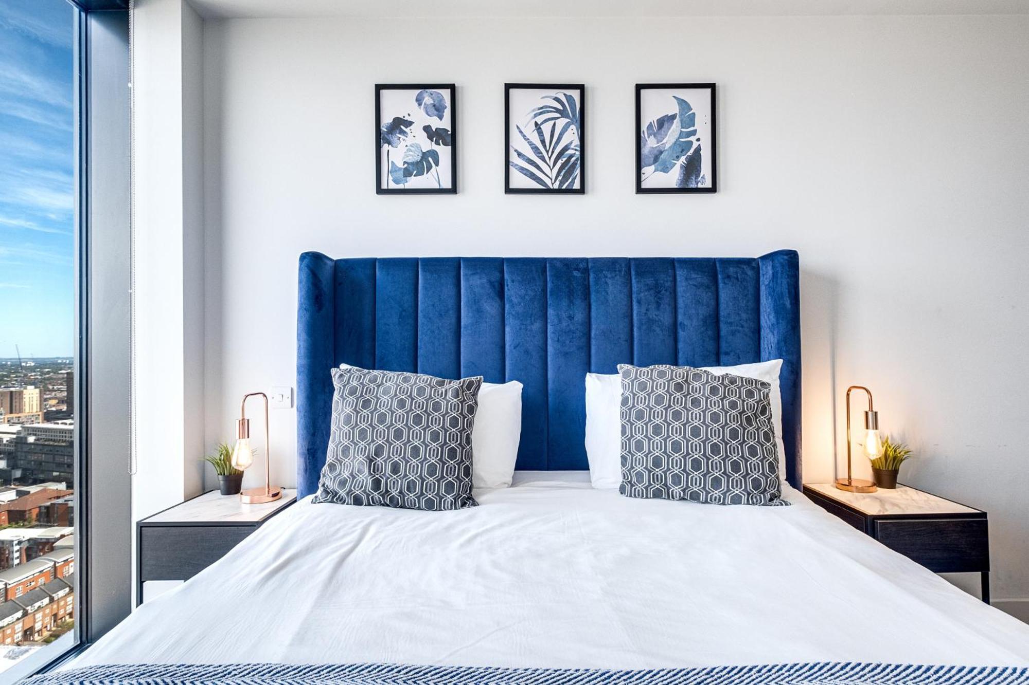 Mercian Luxury Serviced Apartments- Birmingham City Centre - Your Perfect Stay - Gym Rooftop Terrace Cinema Room ภายนอก รูปภาพ