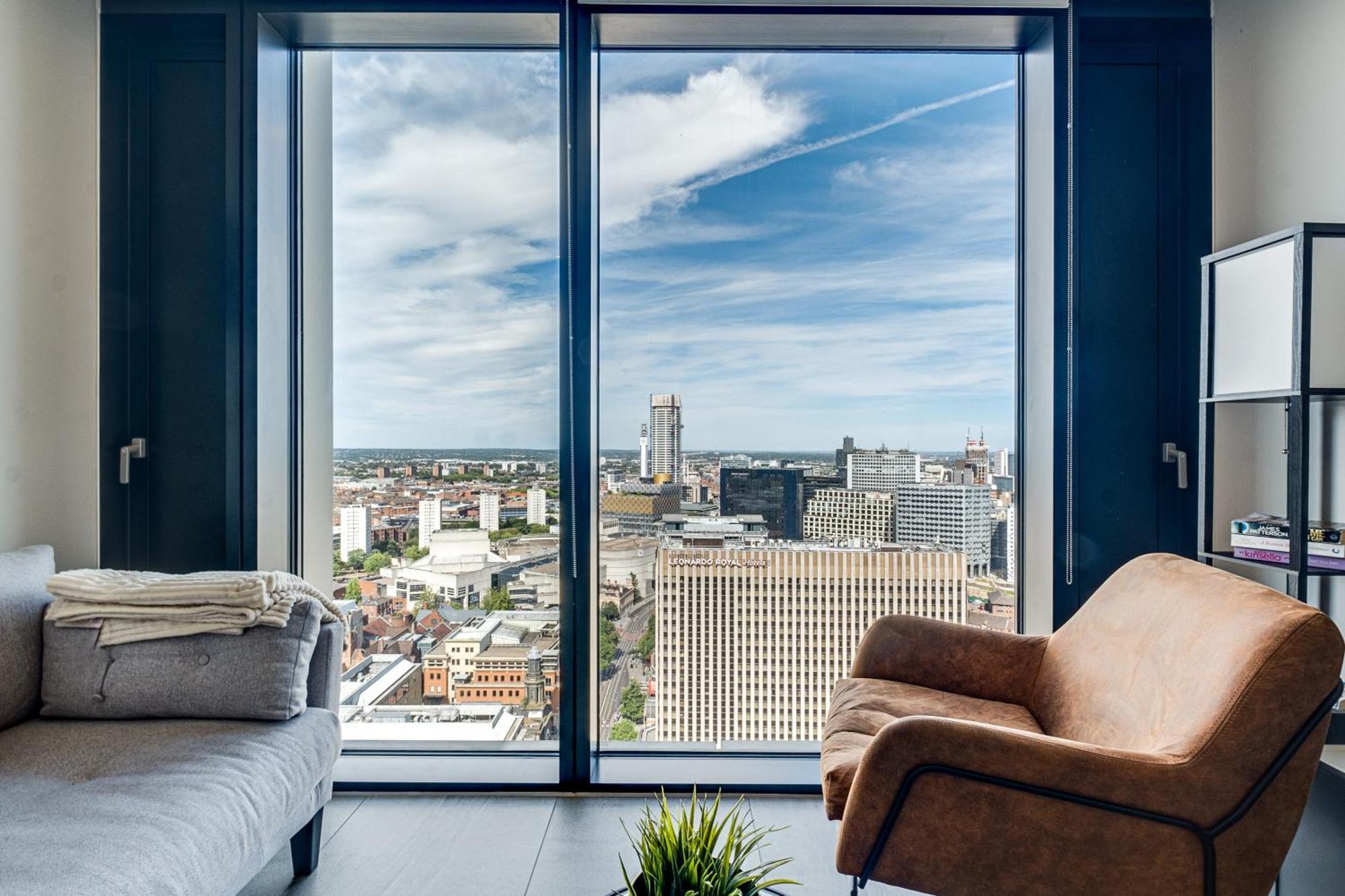 Mercian Luxury Serviced Apartments- Birmingham City Centre - Your Perfect Stay - Gym Rooftop Terrace Cinema Room ภายนอก รูปภาพ